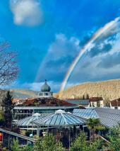 Zaubergarten mit Regenbogen